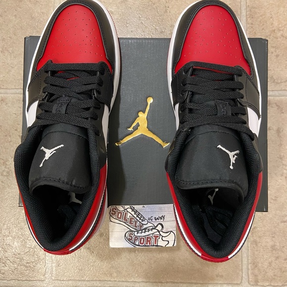NEW Nike Air Jordan 1 Retro Low Bred Toe Red Black White Banned Chicago Mens GS - Picture 5 of 11